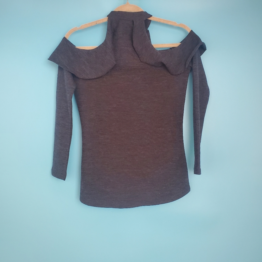 NEW William Rast Sweater Size XS Cold Shoulder 3/4 Sleeve